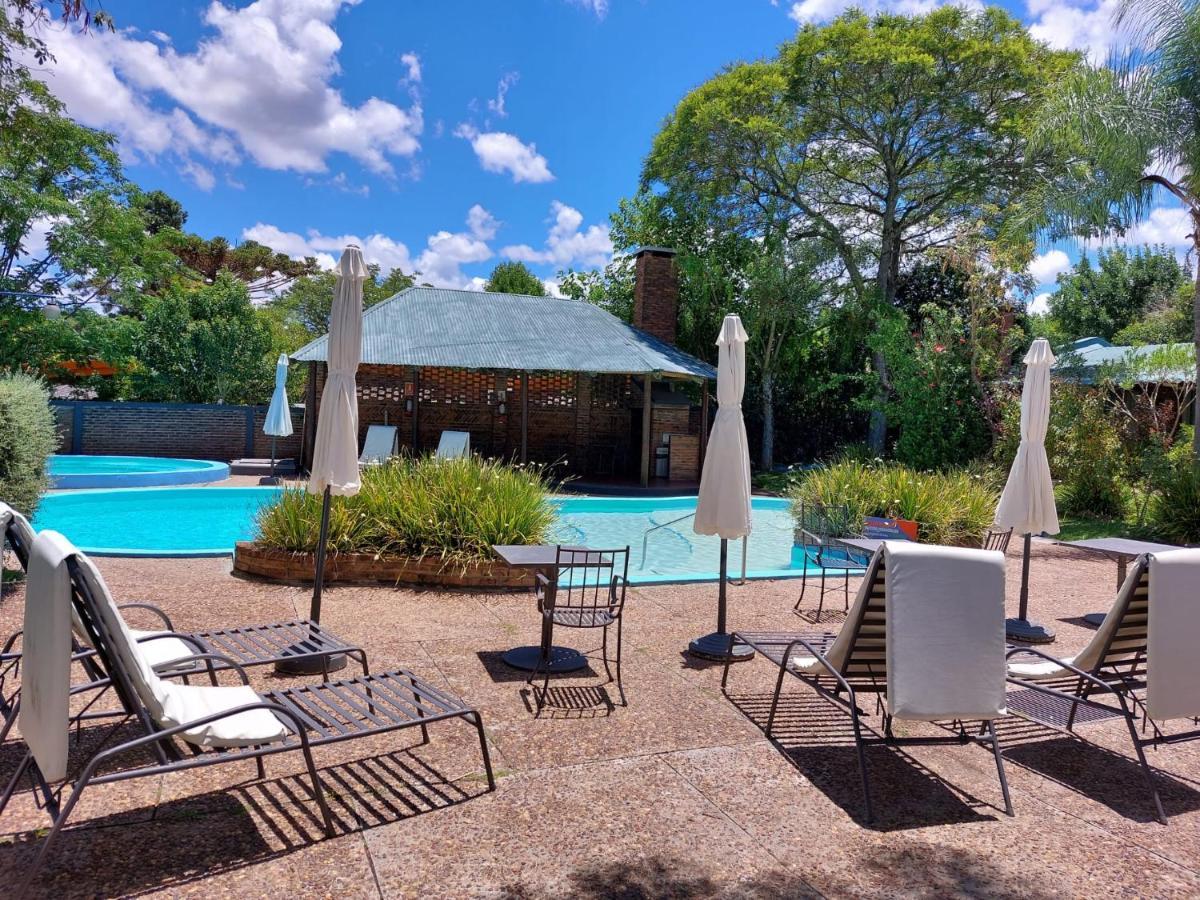 Hotel Jardines De Dayman Термас-дель-Дайман Экстерьер фото